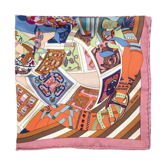 Hermes Carré 45 MADEMOISEILLE SOIE Silk Scarf W/Box - Picture 6 of 16